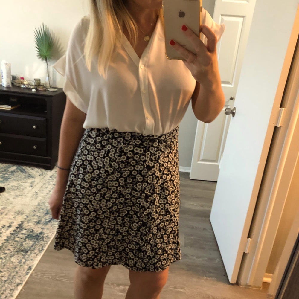 NWT LOFT skater skirt M